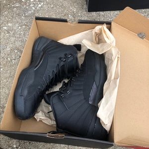Jordan 12 wintersized triple black